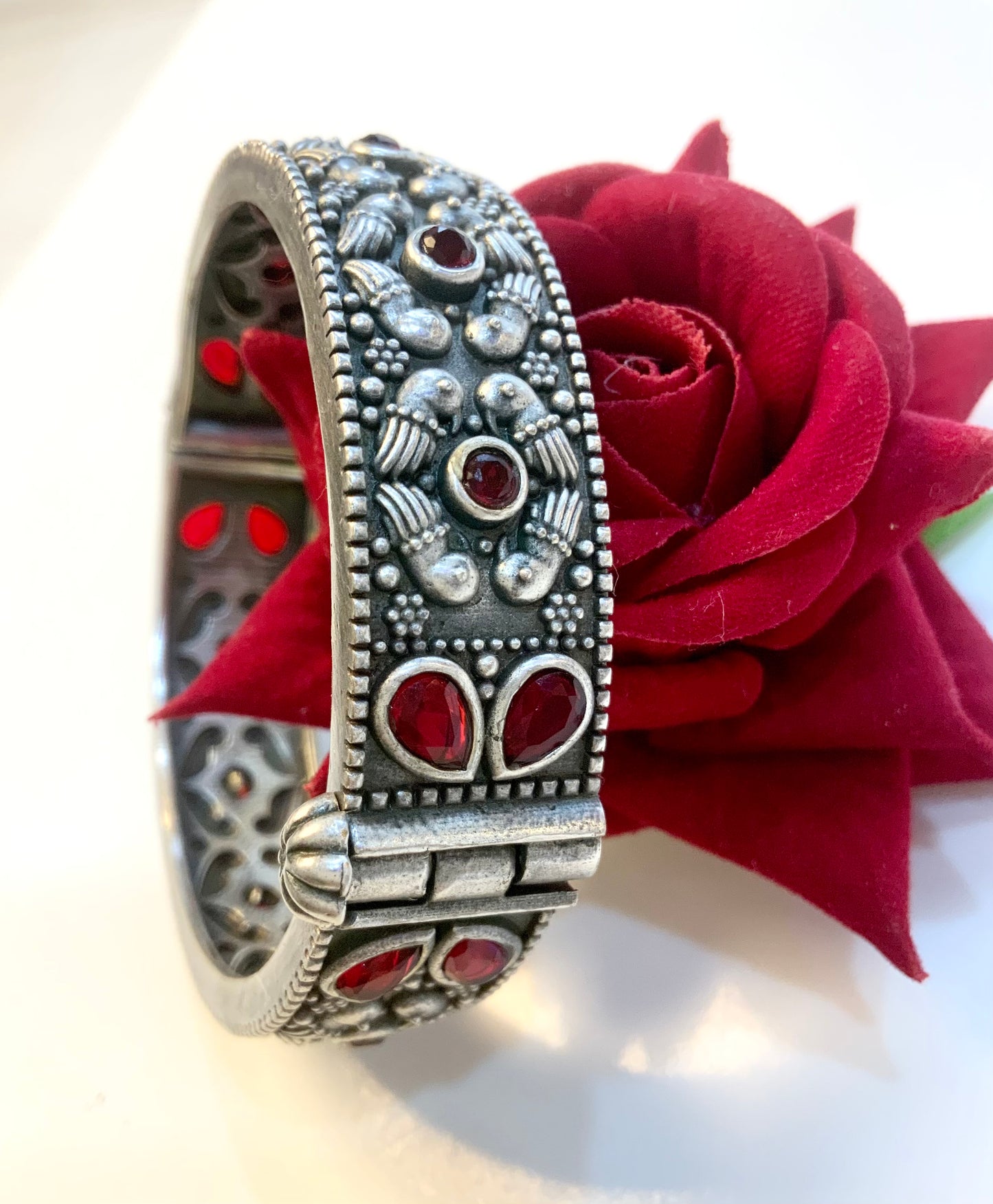 Gul-e-rooh cuff
