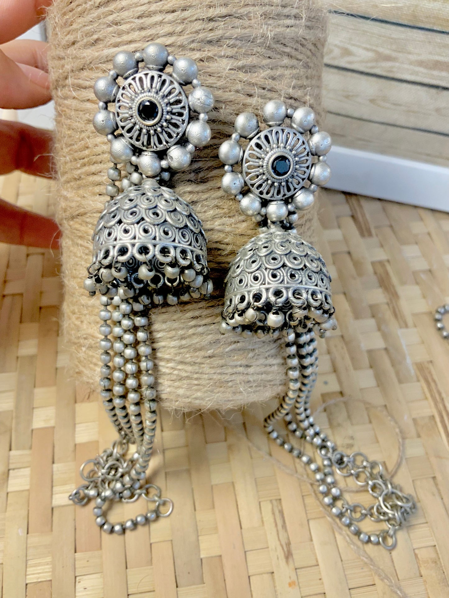 Neelam phool jhumka
