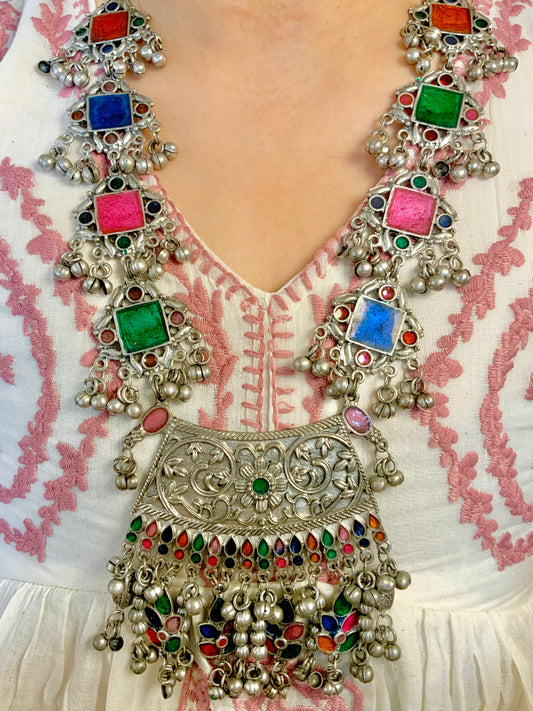Zubesha Afgani set