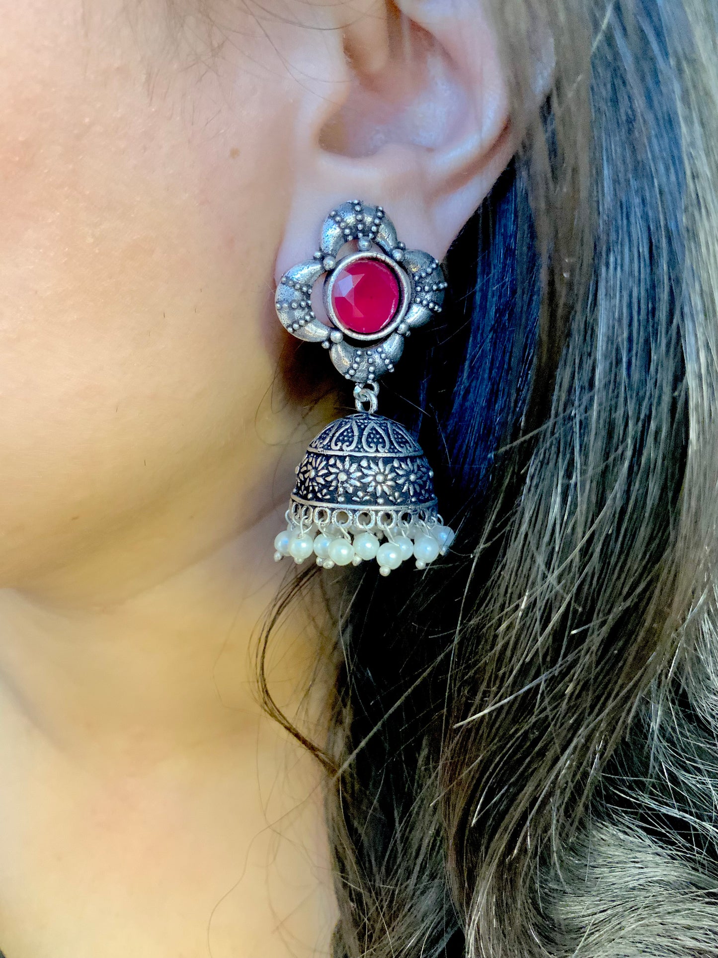 Ruhi jhumkas